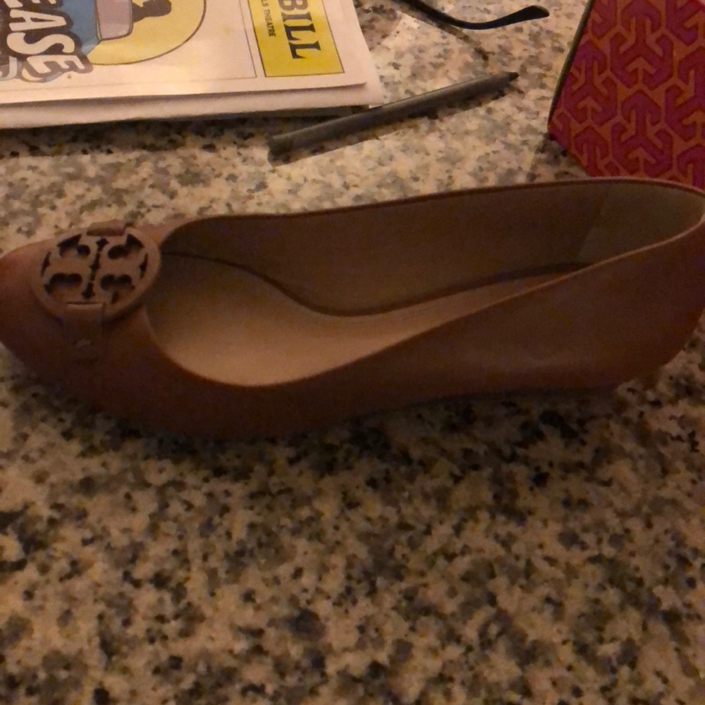 Tan Tory Burch Wedge shoe